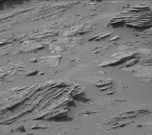 Sol 3504: Mast Camera (Mastcam)