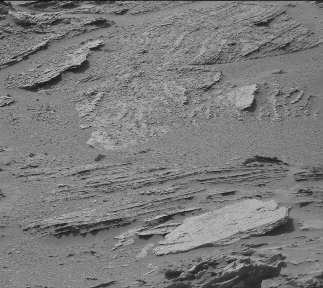Sol 3504: Mast Camera (Mastcam)