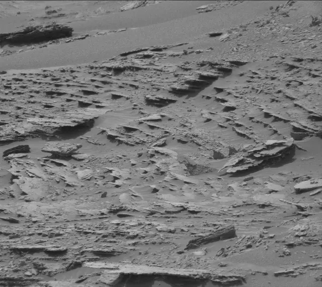 Sol 3504: Mast Camera (Mastcam)