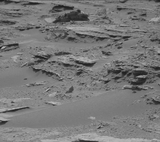 Sol 3504: Mast Camera (Mastcam)