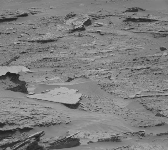 Sol 3504: Mast Camera (Mastcam)