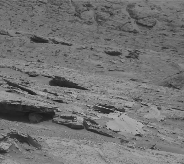 Sol 3504: Mast Camera (Mastcam)