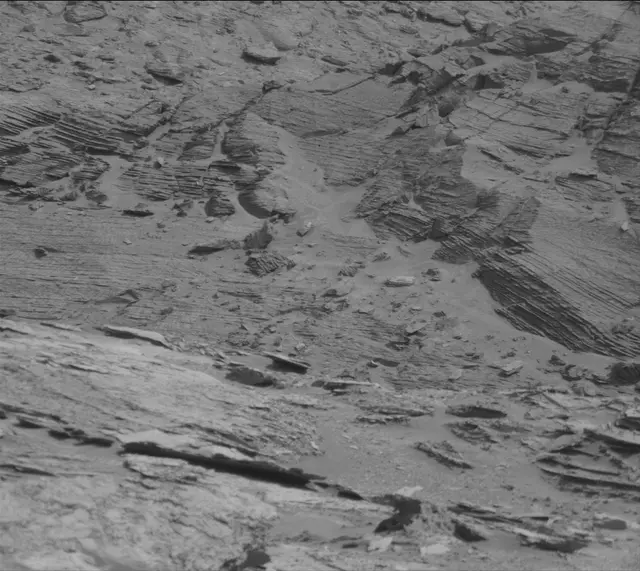 Sol 3504: Mast Camera (Mastcam)