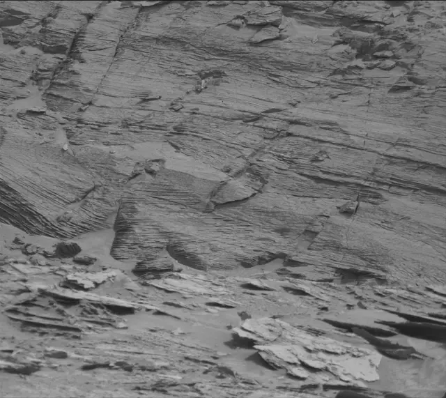 Sol 3504: Mast Camera (Mastcam)