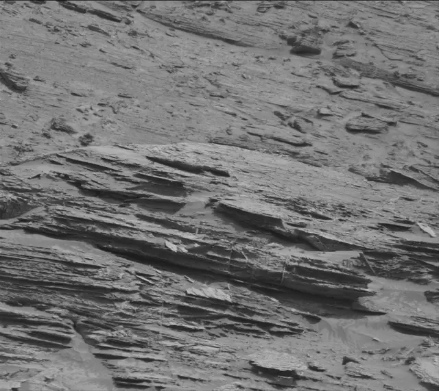 Sol 3504: Mast Camera (Mastcam)