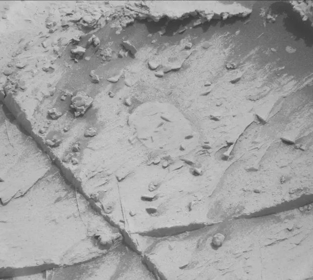 Sol 3504: Mast Camera (Mastcam)