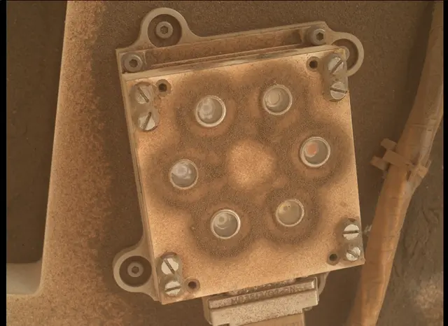 Sol 3505: Mars Hand Lens Imager (MAHLI)