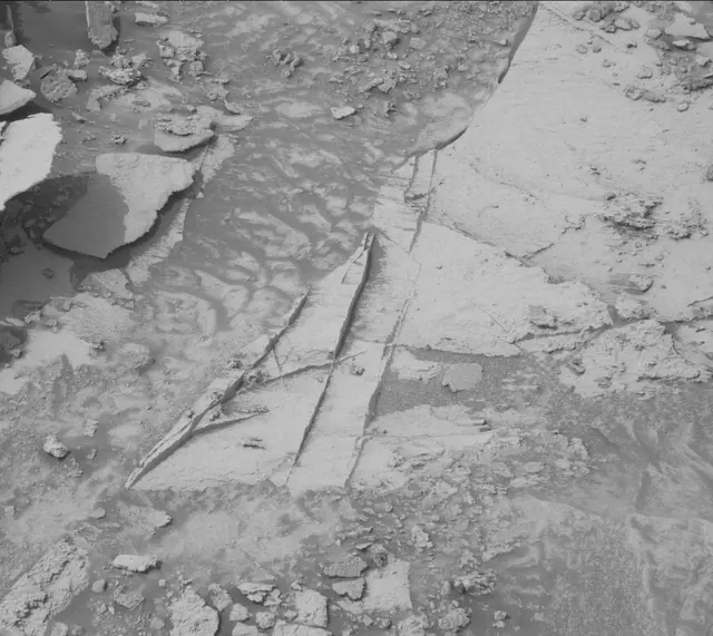 Sol 3506: Mast Camera (Mastcam)