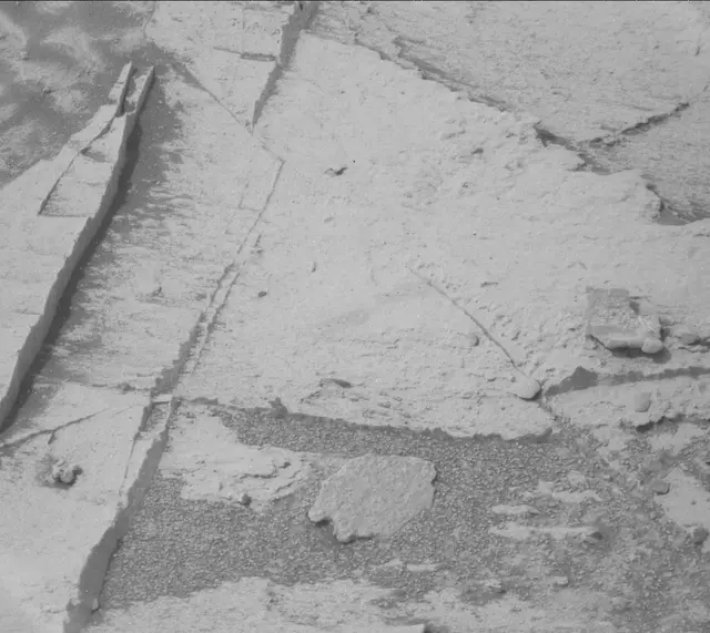 Sol 3506: Mast Camera (Mastcam)