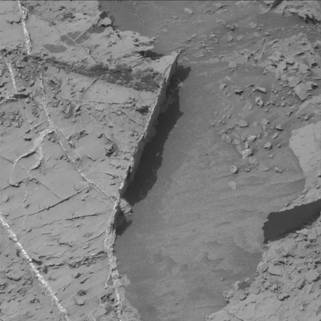 Sol 3506: Mast Camera (Mastcam)