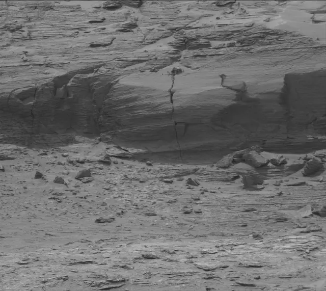 Sol 3507: Mast Camera (Mastcam)