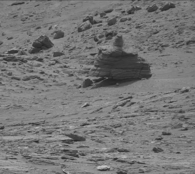 Sol 3507: Mast Camera (Mastcam)