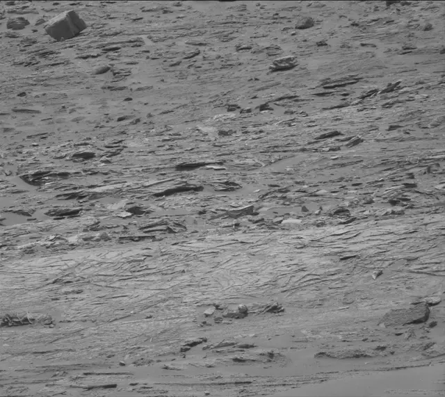 Sol 3507: Mast Camera (Mastcam)