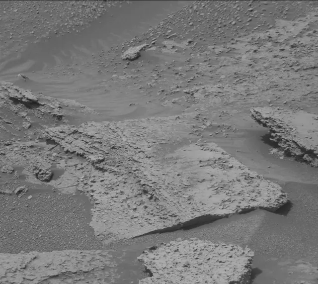 Sol 3508: Mast Camera (Mastcam)
