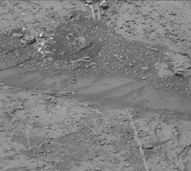 Sol 3508: Mast Camera (Mastcam)