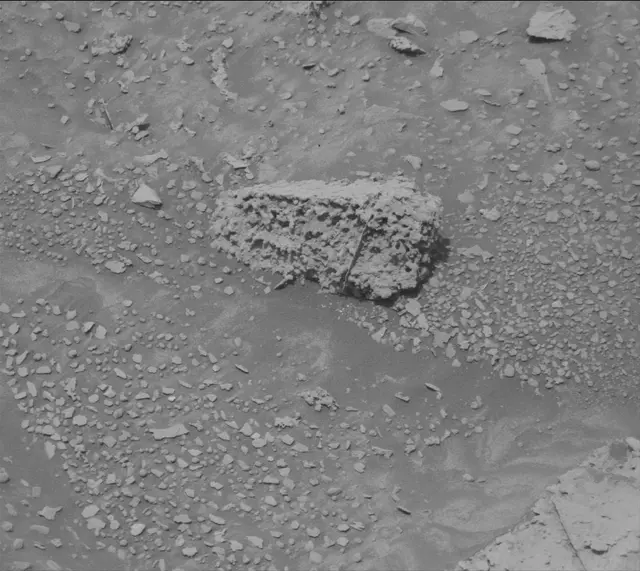 Sol 3508: Mast Camera (Mastcam)
