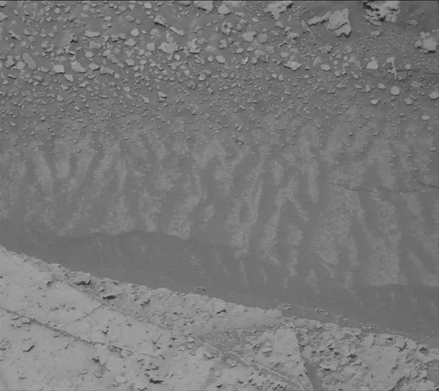 Sol 3508: Mast Camera (Mastcam)