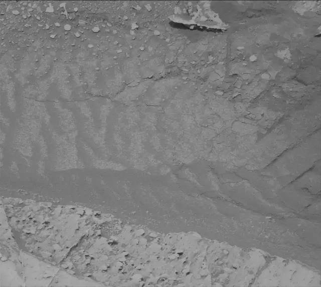Sol 3508: Mast Camera (Mastcam)