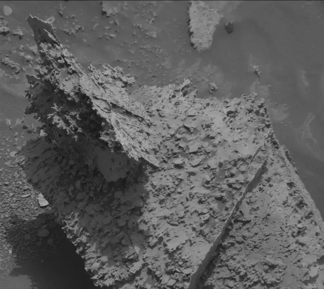 Sol 3508: Mast Camera (Mastcam)
