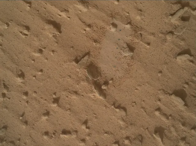 Sol 3508: Mars Hand Lens Imager (MAHLI)