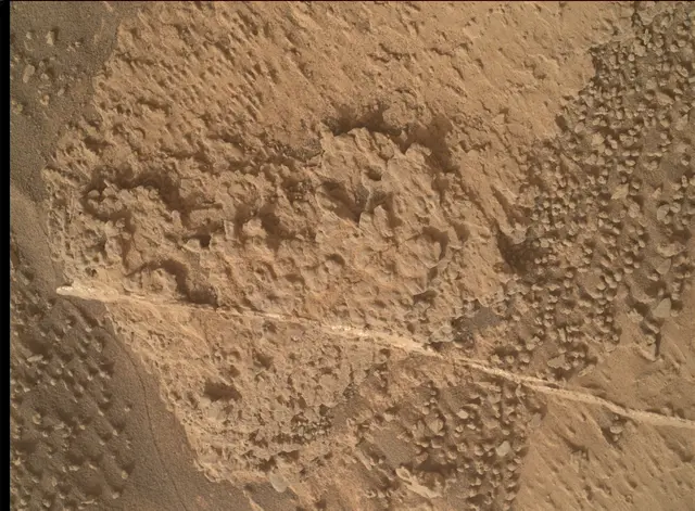 Sol 3508: Mars Hand Lens Imager (MAHLI)