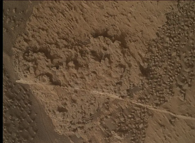 Sol 3508: Mars Hand Lens Imager (MAHLI)