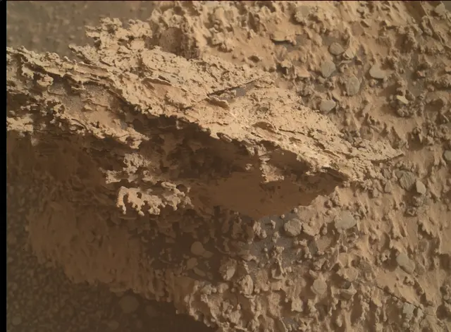 Sol 3508: Mars Hand Lens Imager (MAHLI)