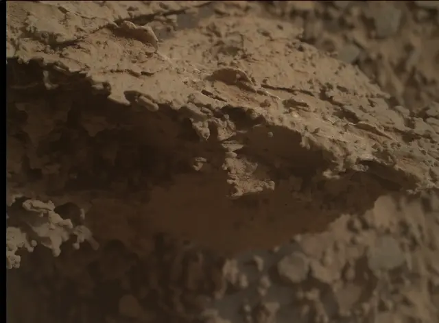 Sol 3508: Mars Hand Lens Imager (MAHLI)