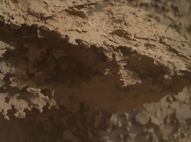 Sol 3508: Mars Hand Lens Imager (MAHLI)