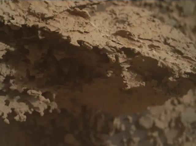 Sol 3508: Mars Hand Lens Imager (MAHLI)