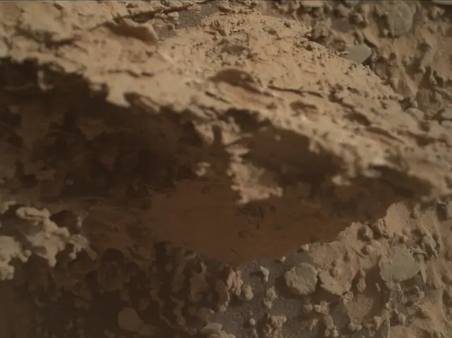 Sol 3508: Mars Hand Lens Imager (MAHLI)
