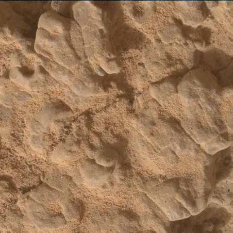 Sol 3508: Mars Hand Lens Imager (MAHLI)
