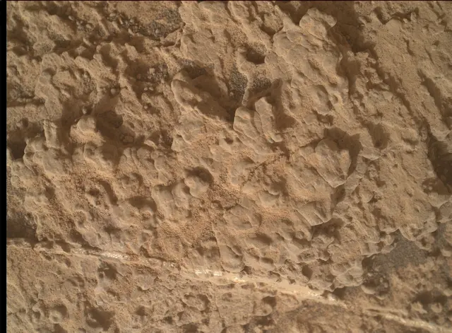 Sol 3508: Mars Hand Lens Imager (MAHLI)