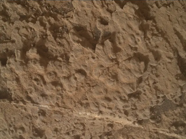 Sol 3508: Mars Hand Lens Imager (MAHLI)