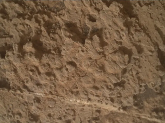 Sol 3508: Mars Hand Lens Imager (MAHLI)