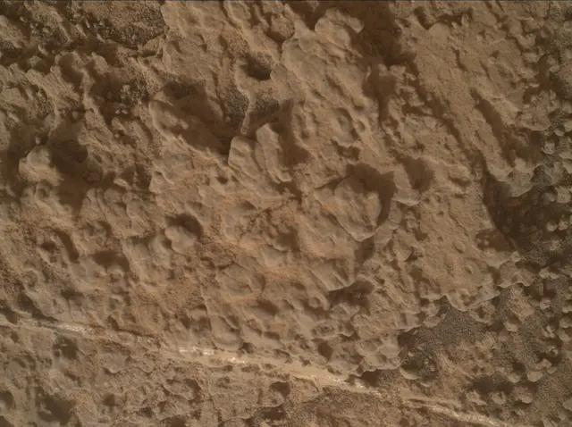 Sol 3508: Mars Hand Lens Imager (MAHLI)