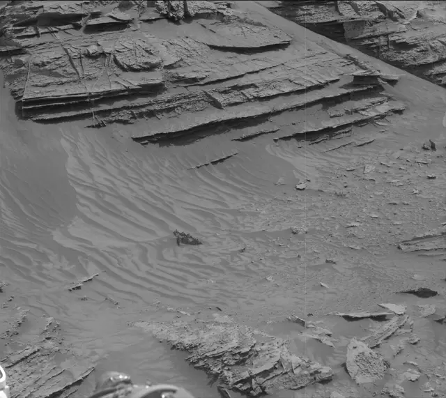 Sol 3509: Mast Camera (Mastcam)