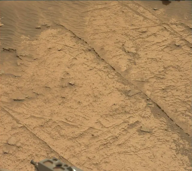 Sol 3509: Mast Camera (Mastcam)