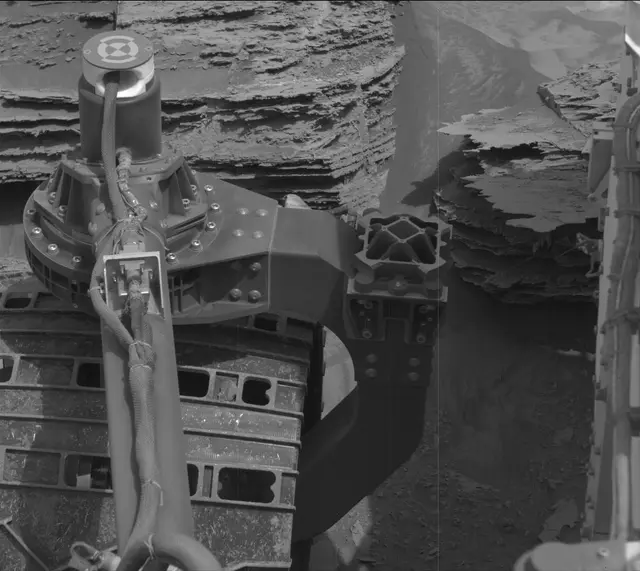 Sol 3509: Mast Camera (Mastcam)