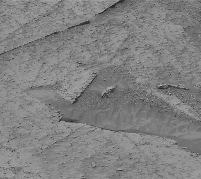 Sol 3509: Mast Camera (Mastcam)
