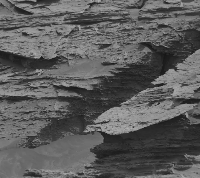 Sol 3511: Mast Camera (Mastcam)