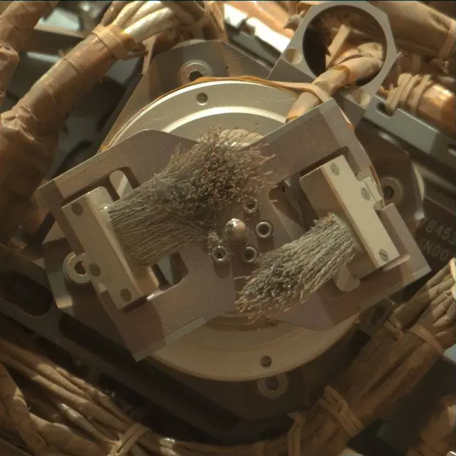 Sol 3511: Mast Camera (Mastcam)