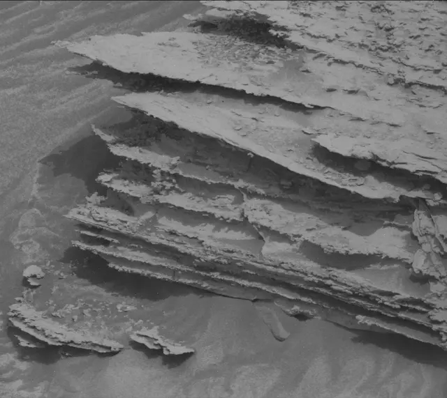 Sol 3512: Mast Camera (Mastcam)