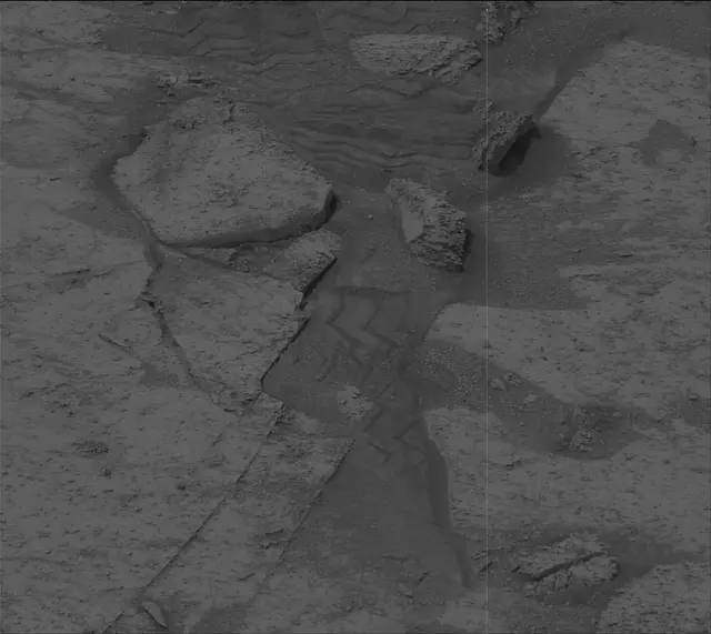Sol 3514: Mast Camera (Mastcam)