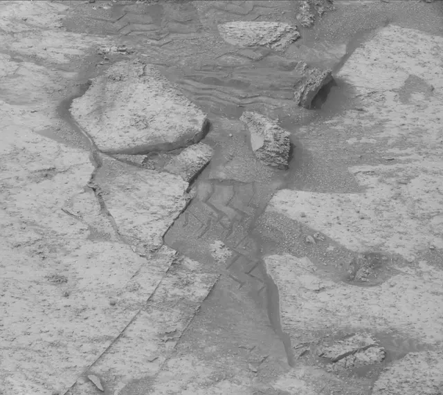Sol 3514: Mast Camera (Mastcam)