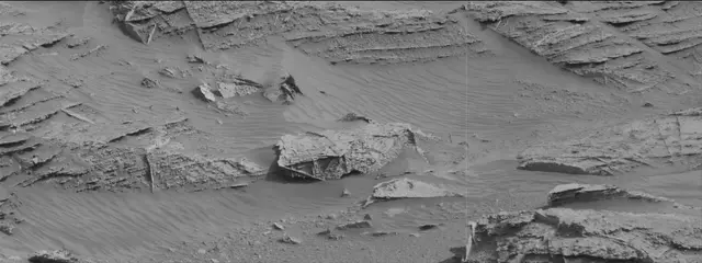 Sol 3514: Mast Camera (Mastcam)