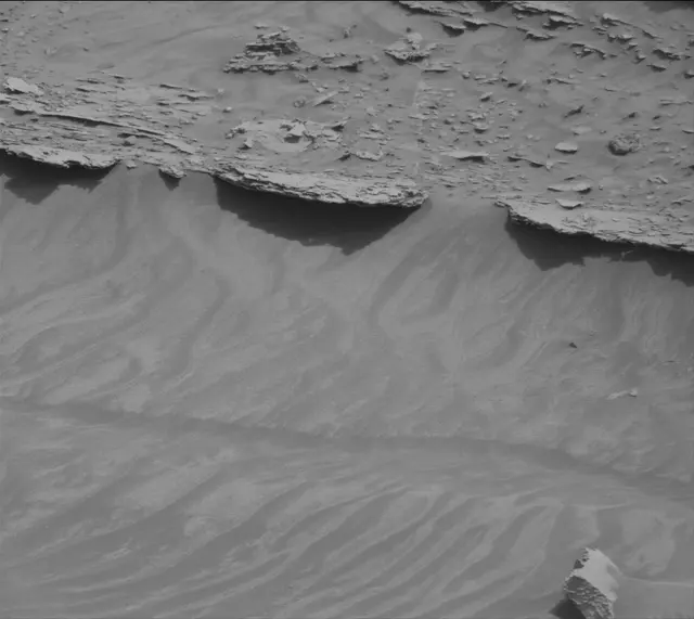 Sol 3514: Mast Camera (Mastcam)