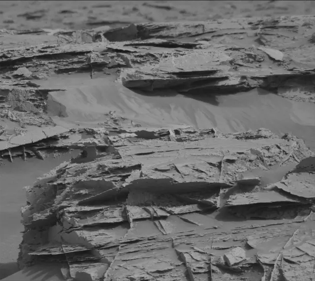 Sol 3514: Mast Camera (Mastcam)