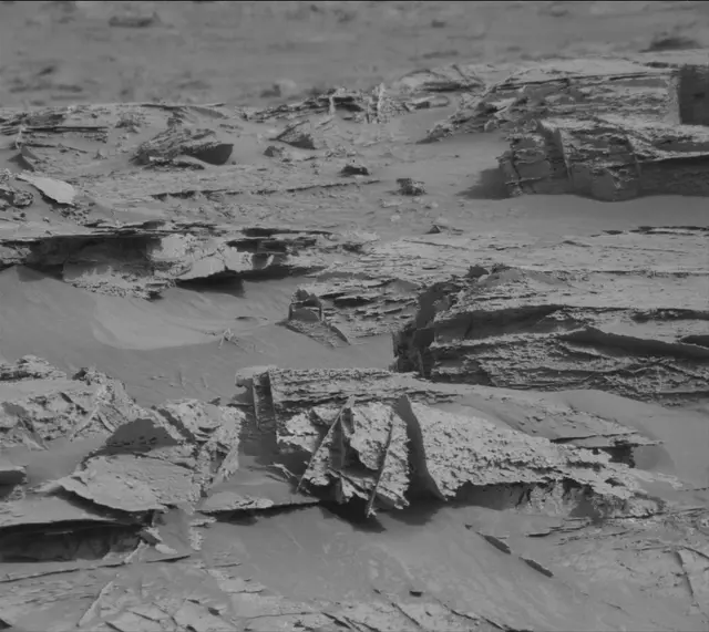 Sol 3514: Mast Camera (Mastcam)