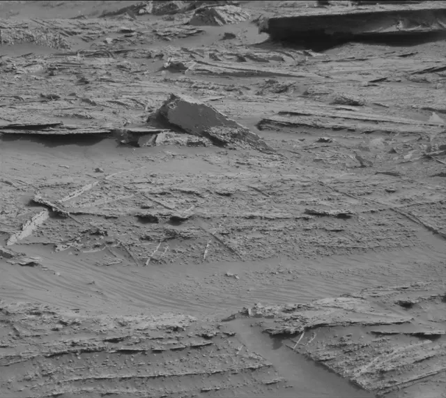 Sol 3514: Mast Camera (Mastcam)